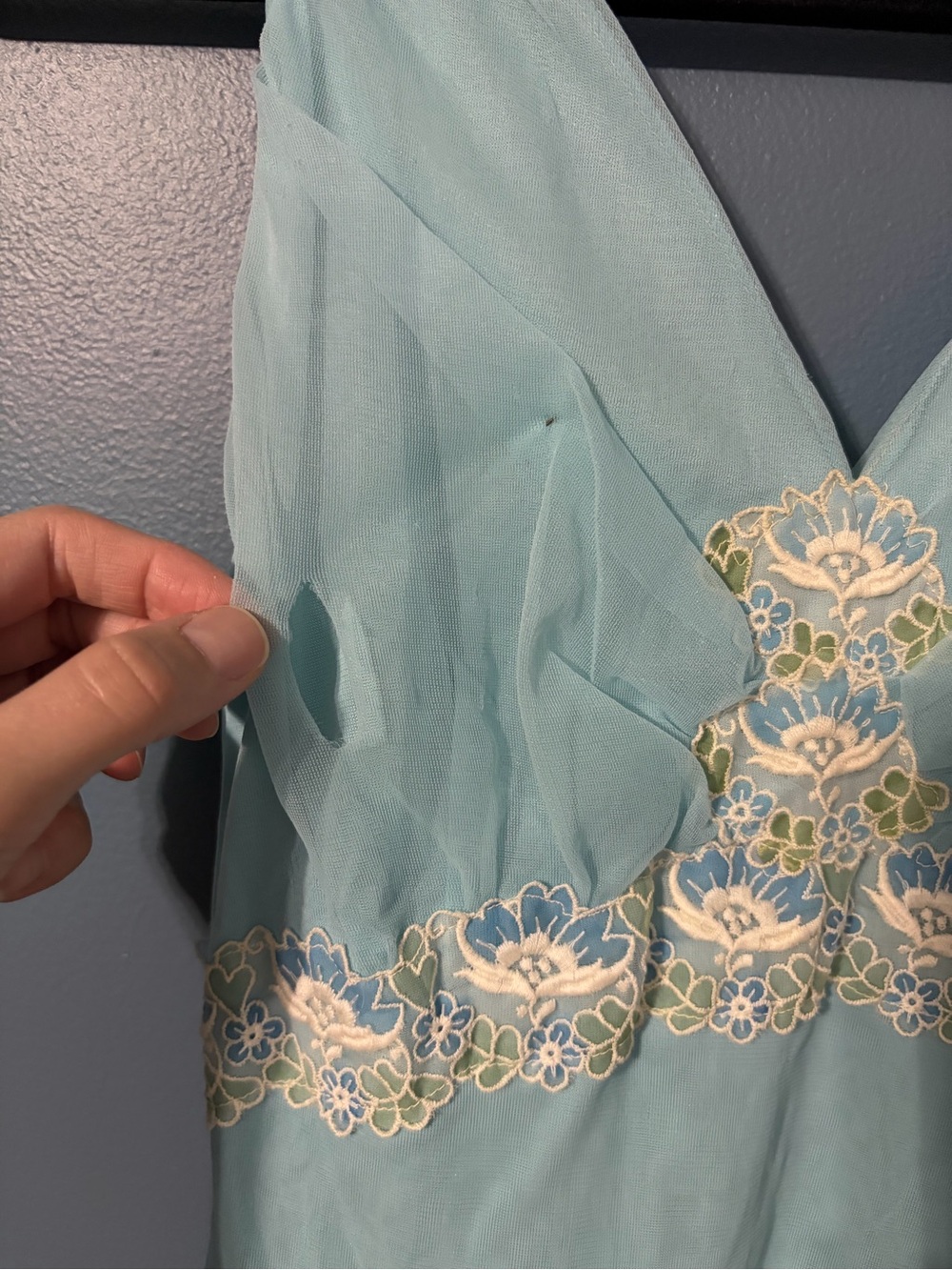 Vintage fairy slip dress with floral appliqué - Picture 12 of 12